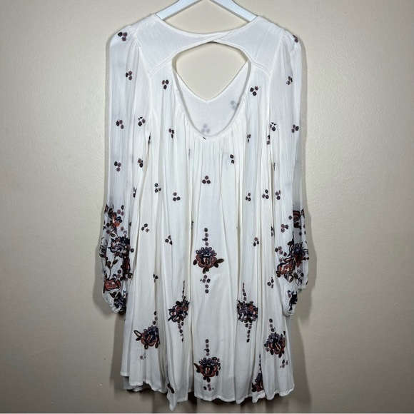 Free People Womens Oxford Boho Embroidered White Floral Flowy Dress NWT Small - Picture 7 of 11